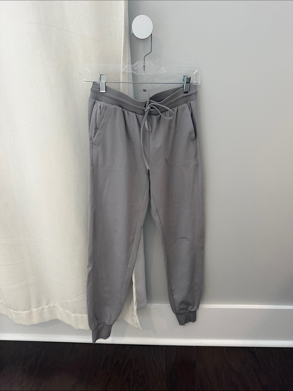 Women’s Gray Drawstring Jogger Pants